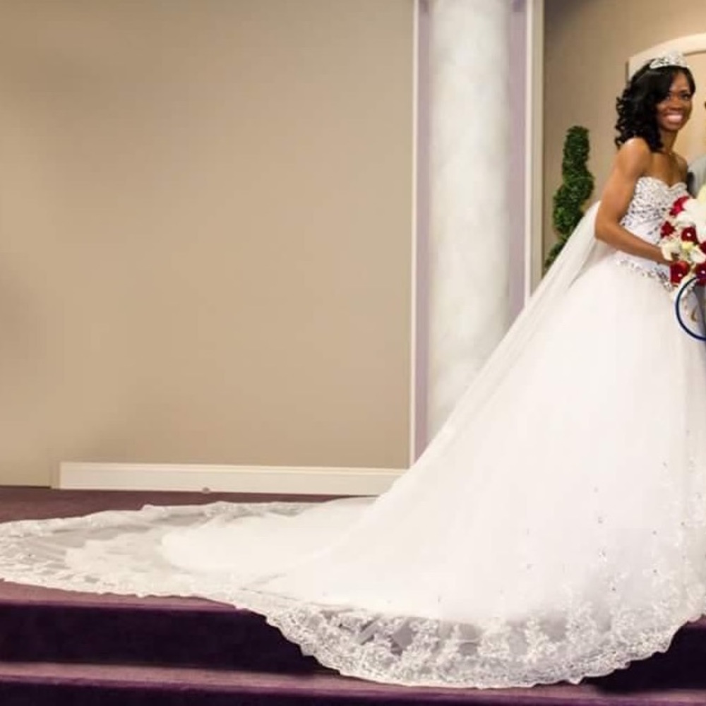 Wedding dress